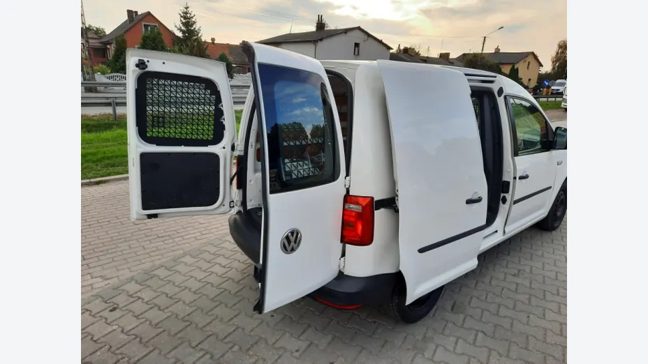 VOLKSWAGEN Caddy -