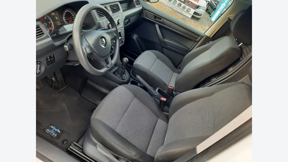 VOLKSWAGEN Caddy -