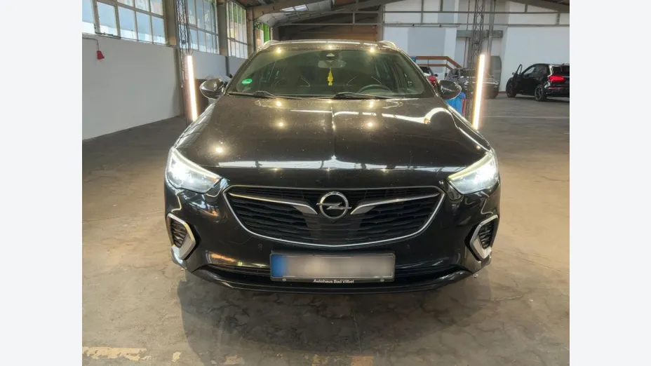 OPEL Insignia -
