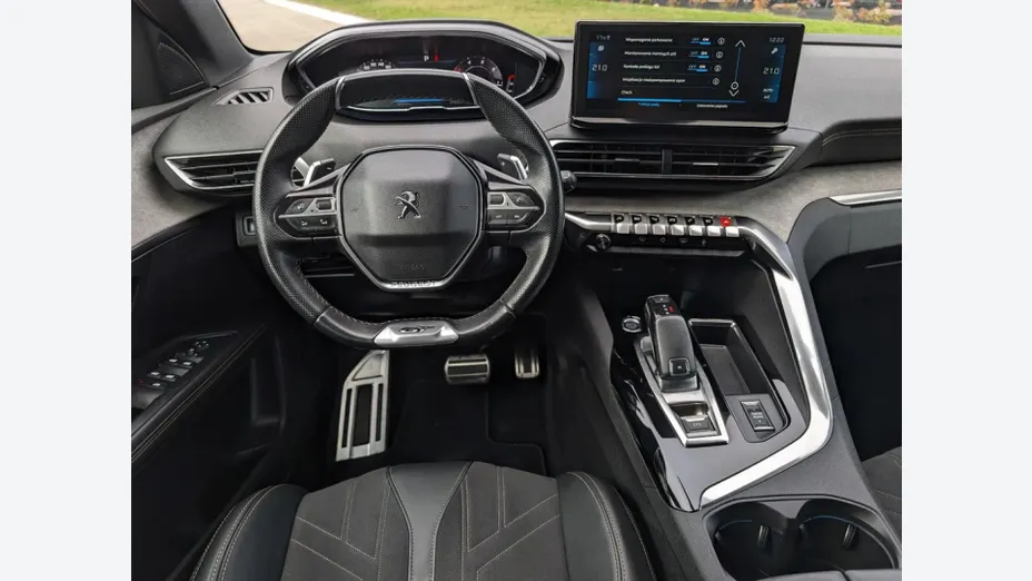 PEUGEOT 5008 -
