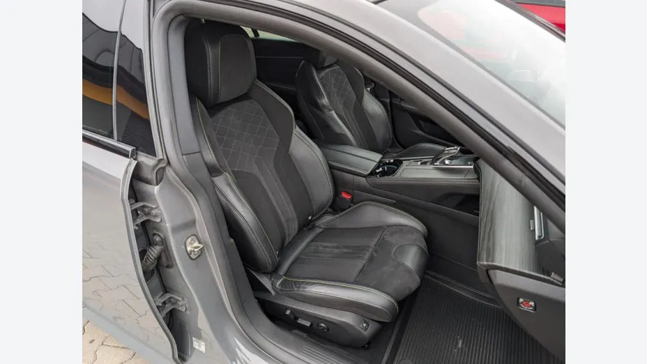 PEUGEOT 508 -