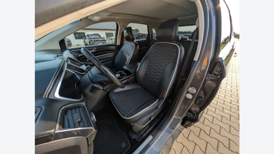FORD Edge -