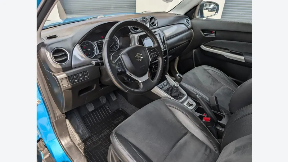 SUZUKI Vitara -