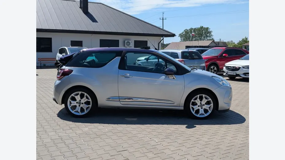 CITROEN DS3 -