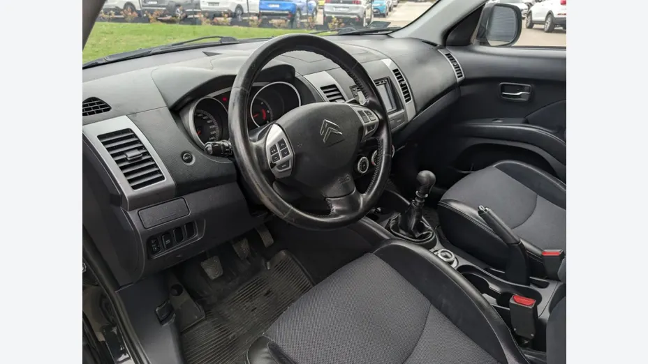 CITROEN C-Crosser -