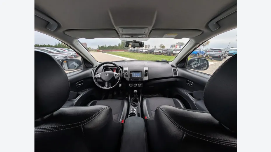 CITROEN C-Crosser -