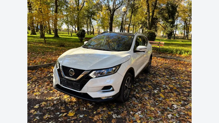 NISSAN Qashqai -