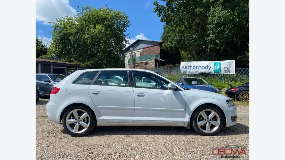 AUDI A3 Sportback -
