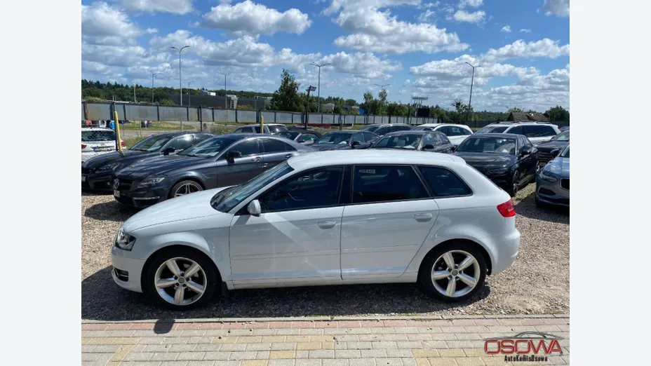AUDI A3 Sportback -