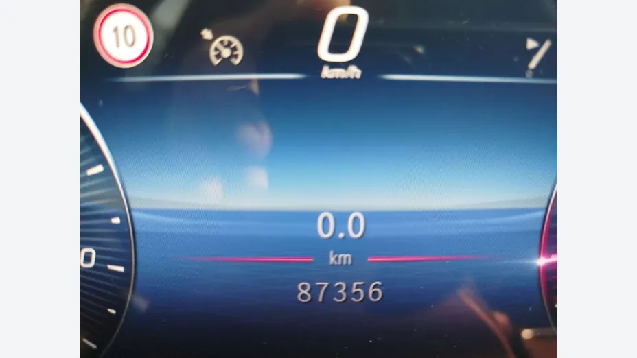 MERCEDES-BENZ CLA -