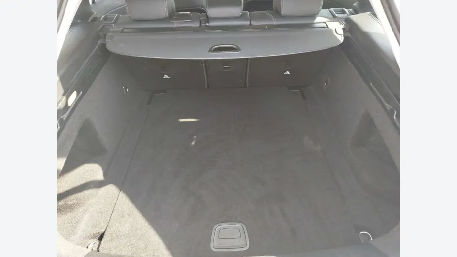 MERCEDES-BENZ CLA -