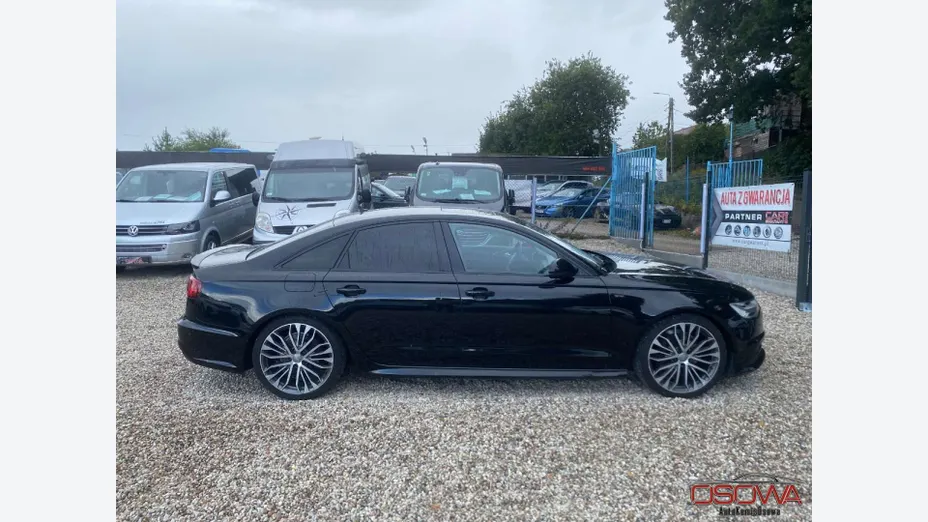AUDI A6 -