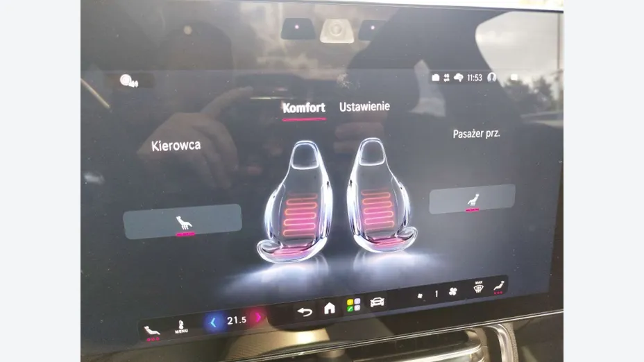 MERCEDES-BENZ CLA -