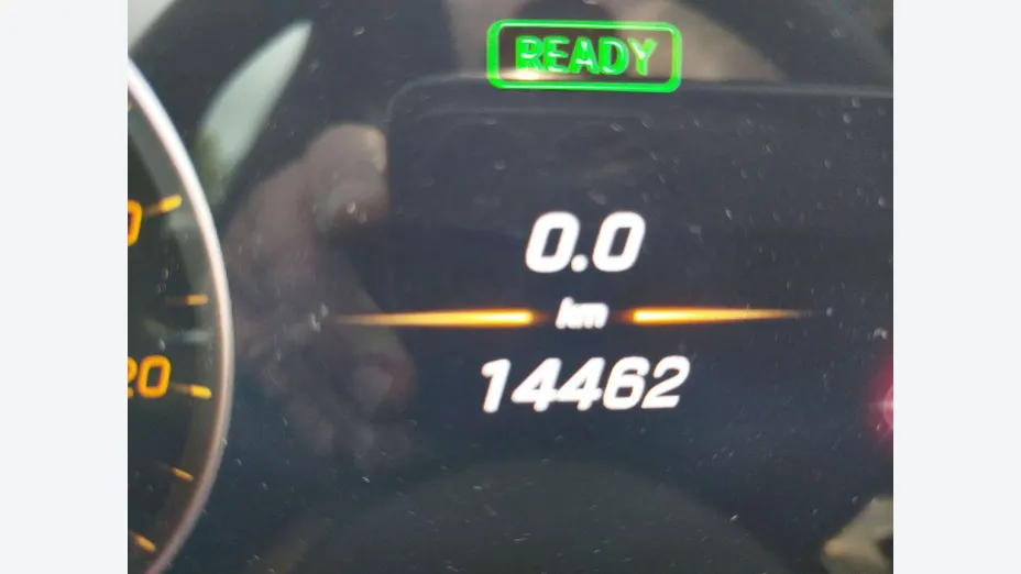 MERCEDES-BENZ CLA -