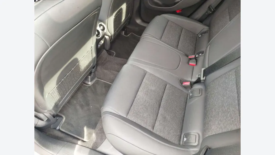 MERCEDES-BENZ CLA -