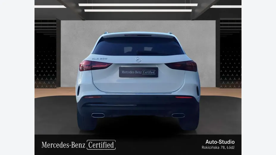 MERCEDES-BENZ GLA -