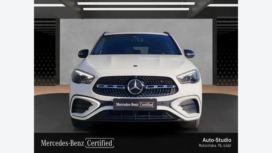 MERCEDES-BENZ GLA -
