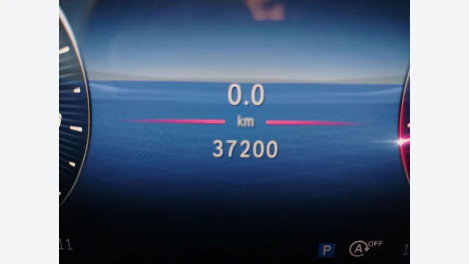 MERCEDES-BENZ GLA -