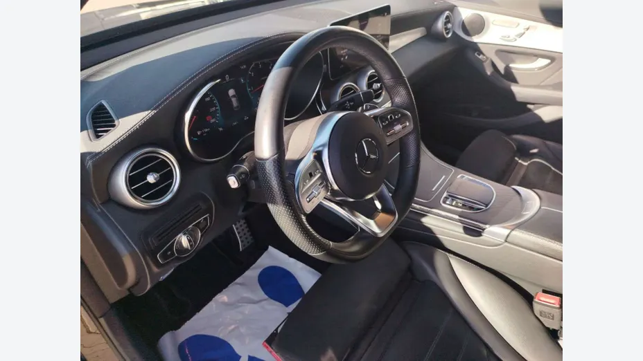 MERCEDES-BENZ GLC -