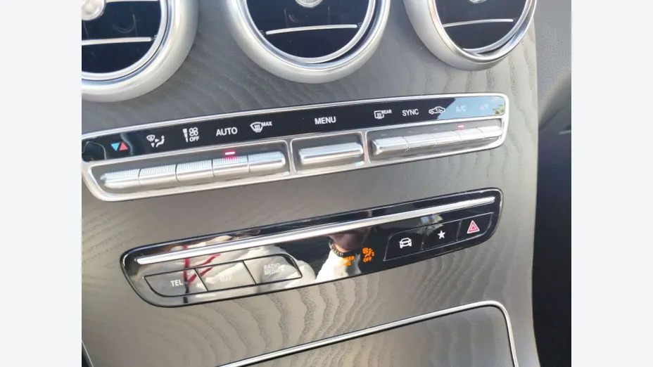 MERCEDES-BENZ GLC -