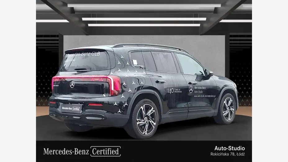 MERCEDES-BENZ GLB -