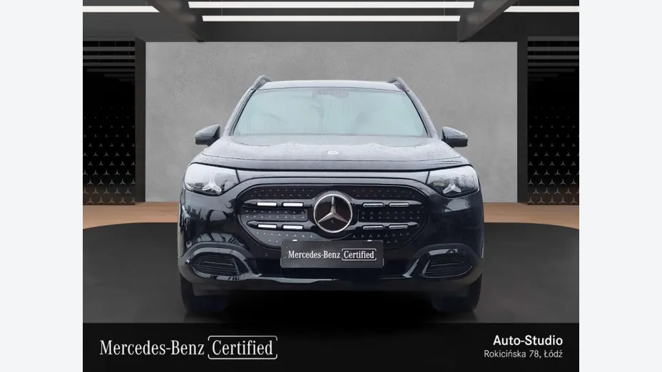 MERCEDES-BENZ GLB -