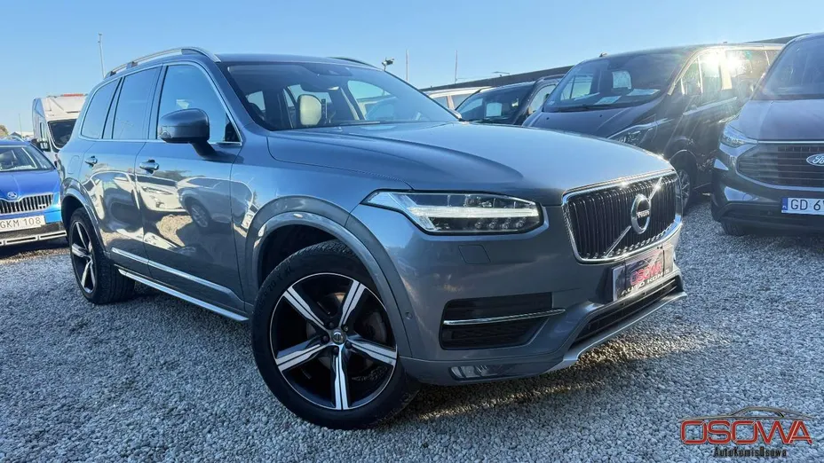 VOLVO XC90 -