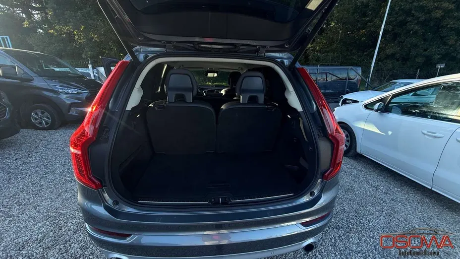 VOLVO XC90 -
