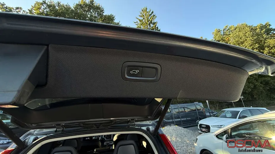 VOLVO XC90 -