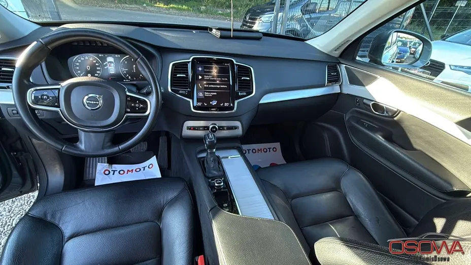 VOLVO XC90 -