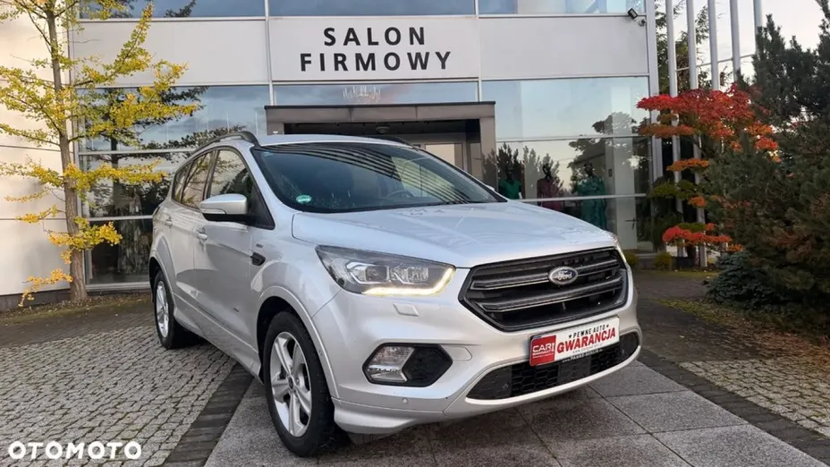 FORD Kuga -