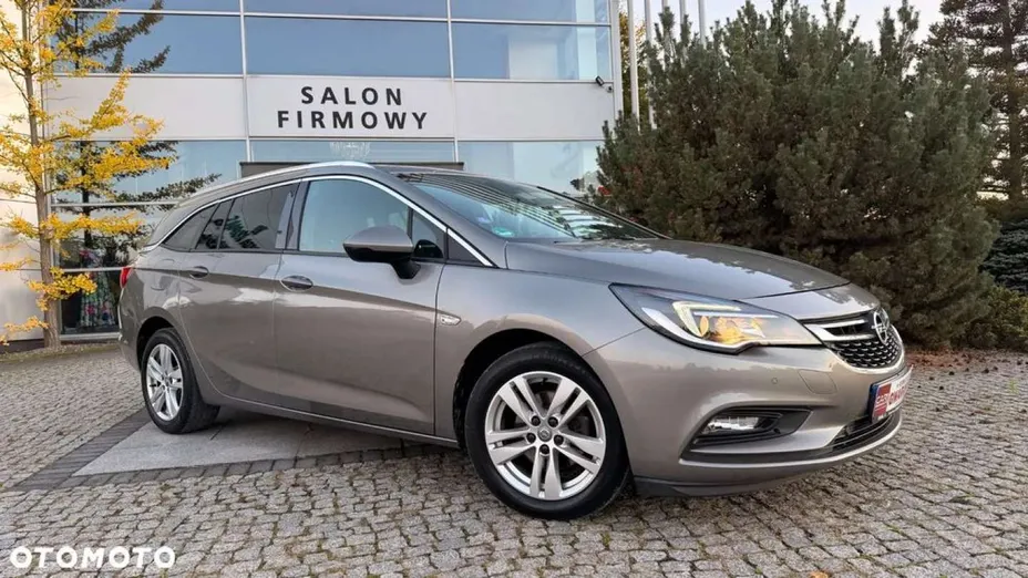 OPEL Astra -