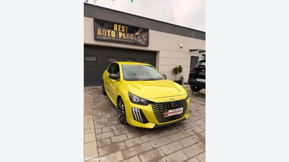 PEUGEOT 208 -