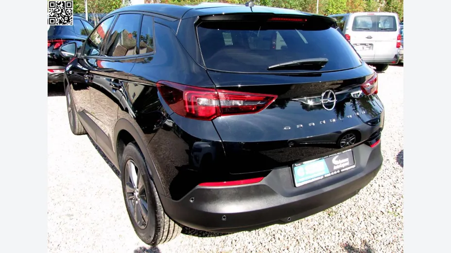 OPEL Grandland X -