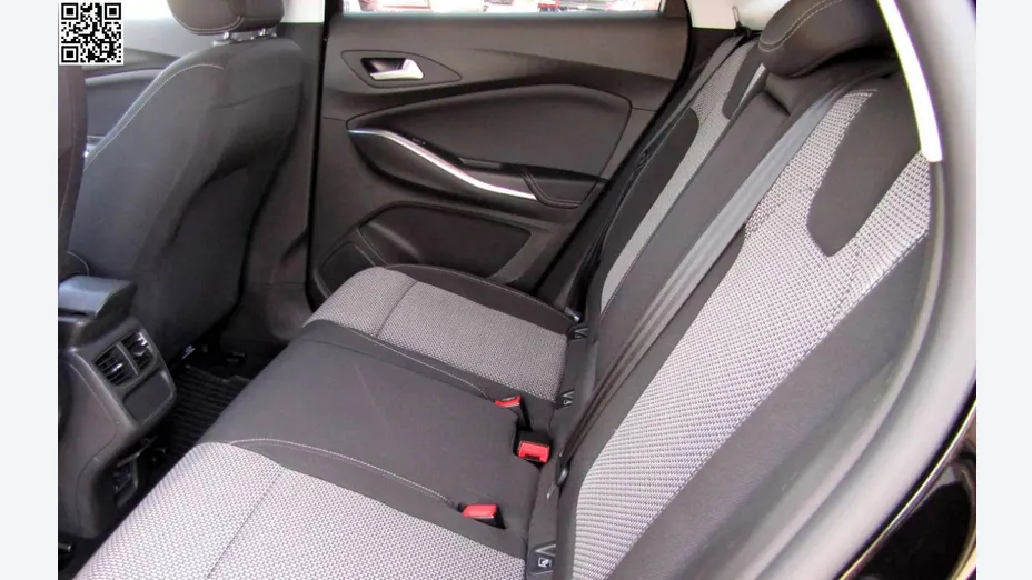 OPEL Grandland X -