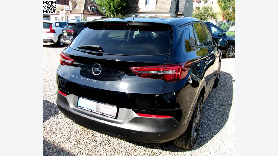 OPEL Grandland X -