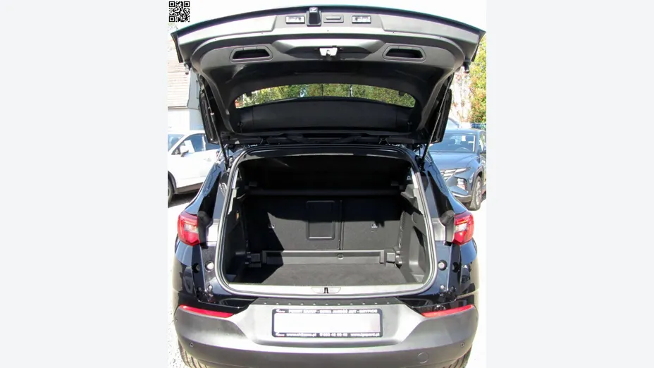 OPEL Grandland X -