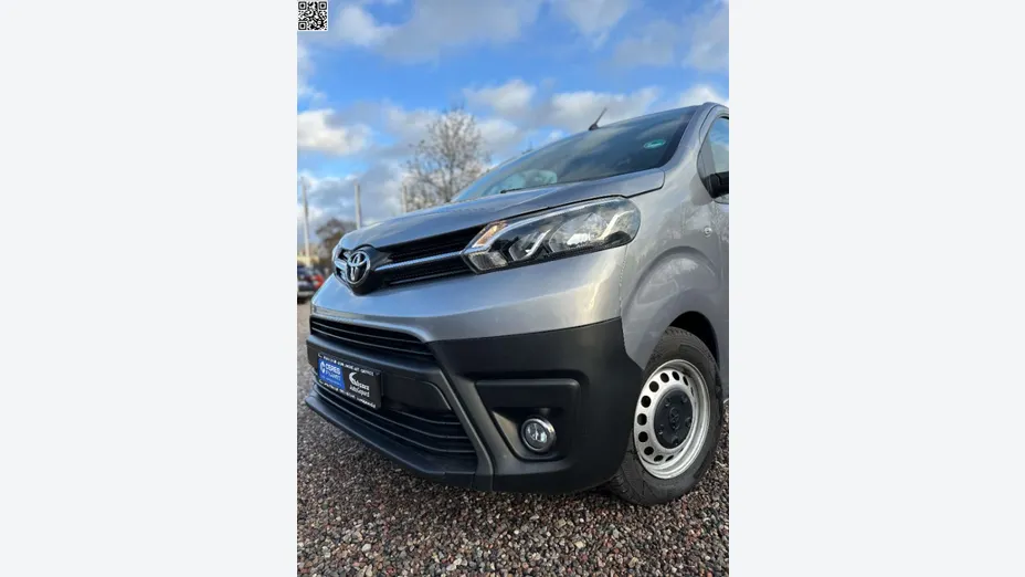 TOYOTA Proace -