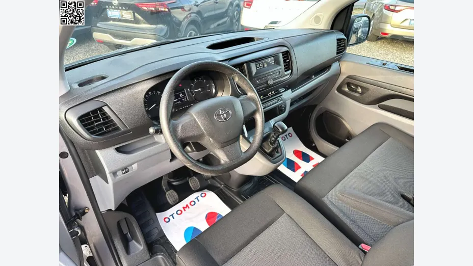 TOYOTA Proace -