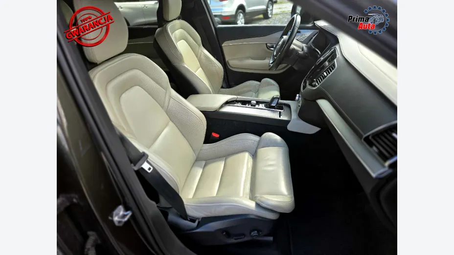 VOLVO XC90 -