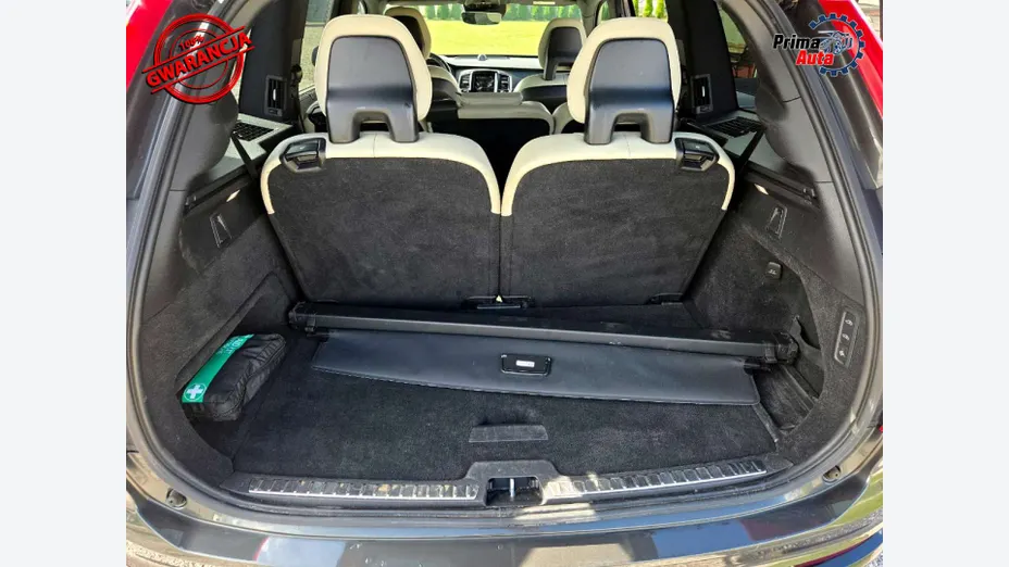 VOLVO XC90 -