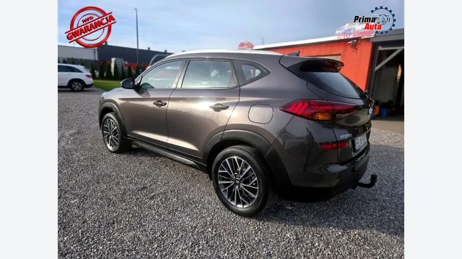 HYUNDAI Tucson -