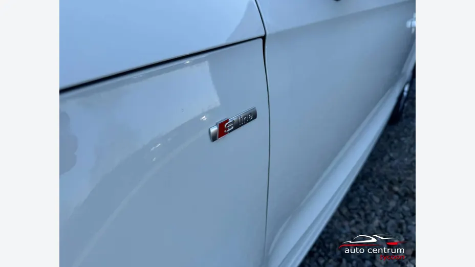 AUDI A1 -