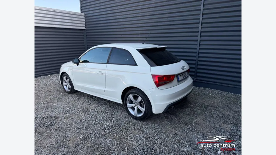 AUDI A1 -