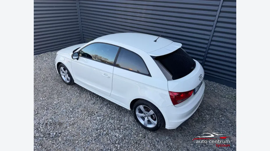 AUDI A1 -
