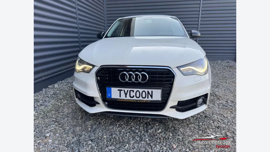 AUDI A1 -