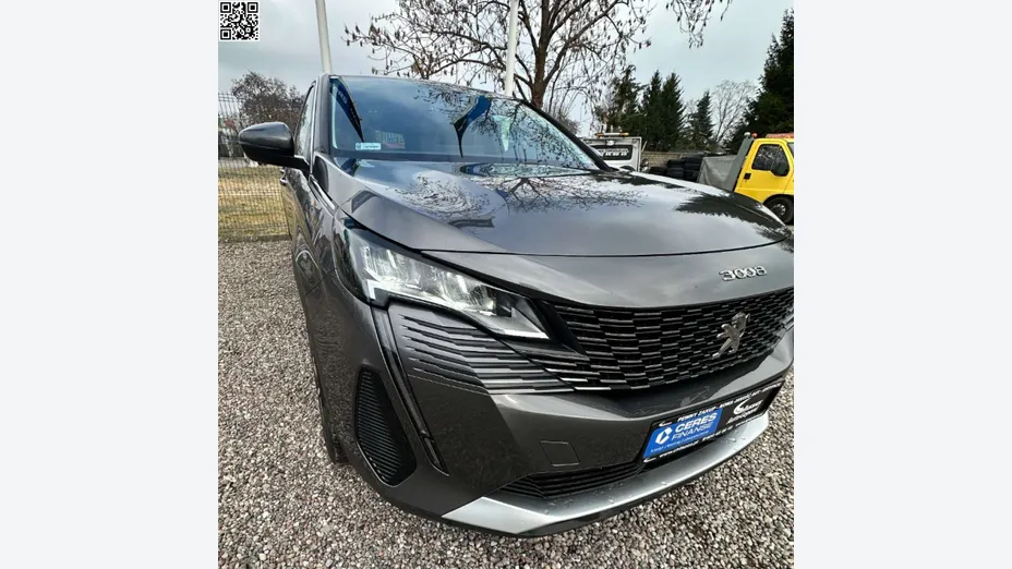 PEUGEOT 3008 -