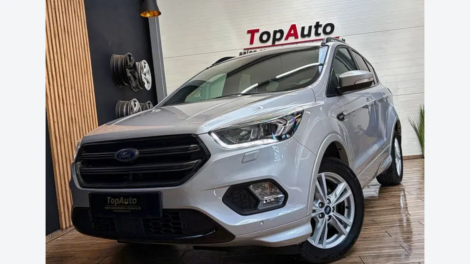 FORD Kuga -