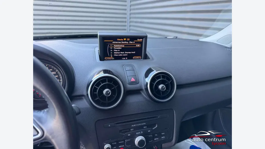 AUDI A1 -