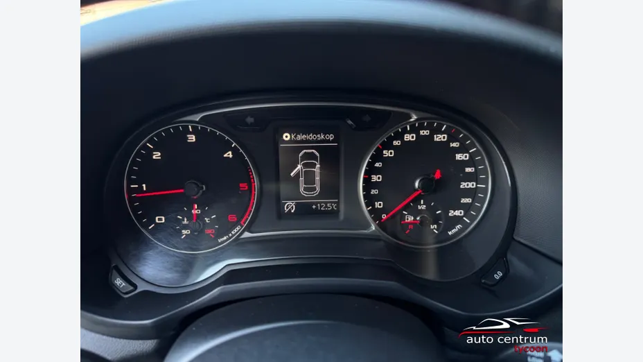 AUDI A1 -